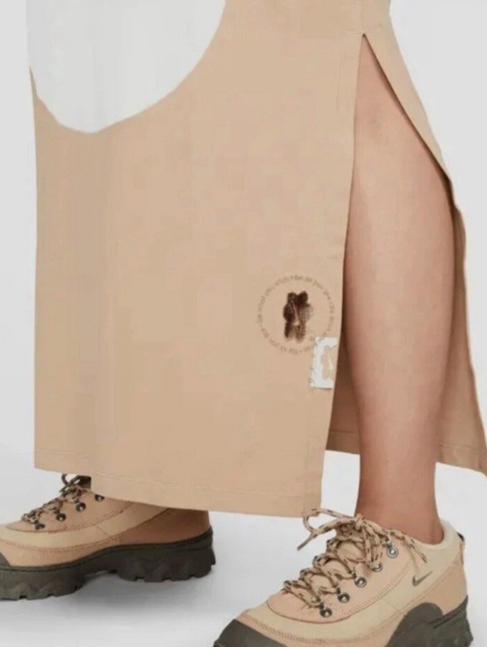 Nike Women’s White and Tan Block Maxi Dress - Picture 7 of 7